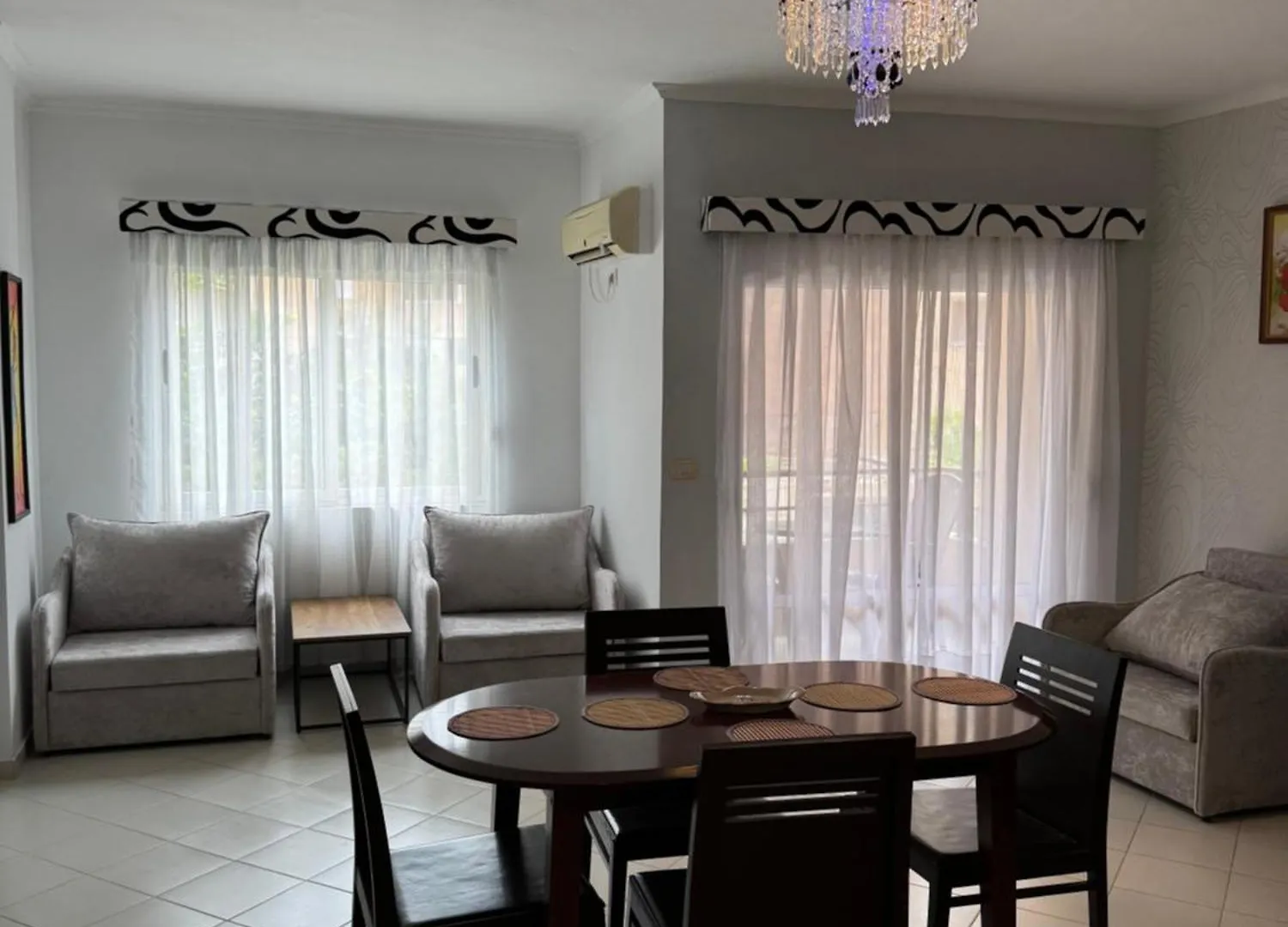Rosa Apartment Sarandë